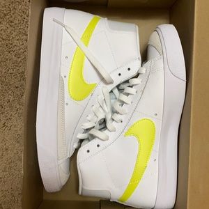 New Nike Blazer Mid 77